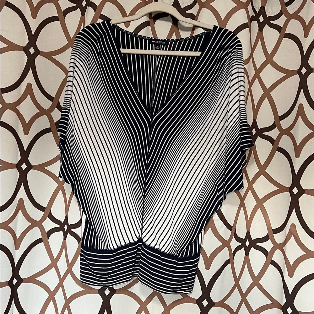 Chic Striped V-Neck Blouse